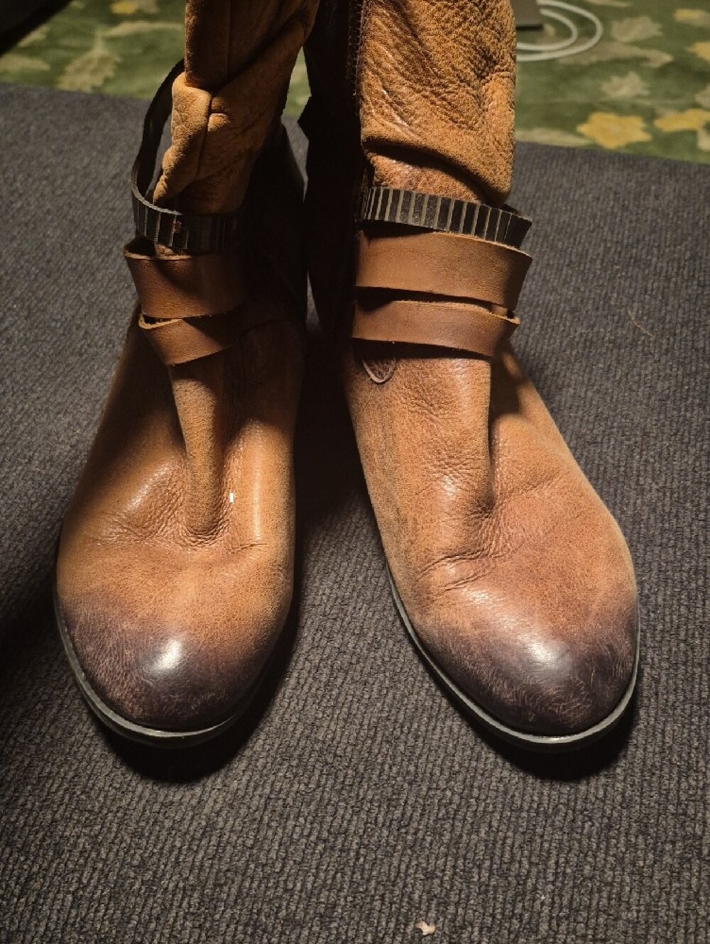 Earth Women's Tan Brown Leather Ankle Boots with Buckle - Picture 4 of 7